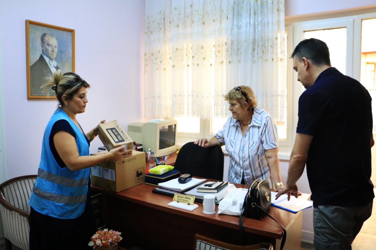 Zihinsel Engelliler Derneği'ne tablet, tişört ve şapka desteği verdik: MUTLULUĞA ORTAK OLMAK İSTEDİK