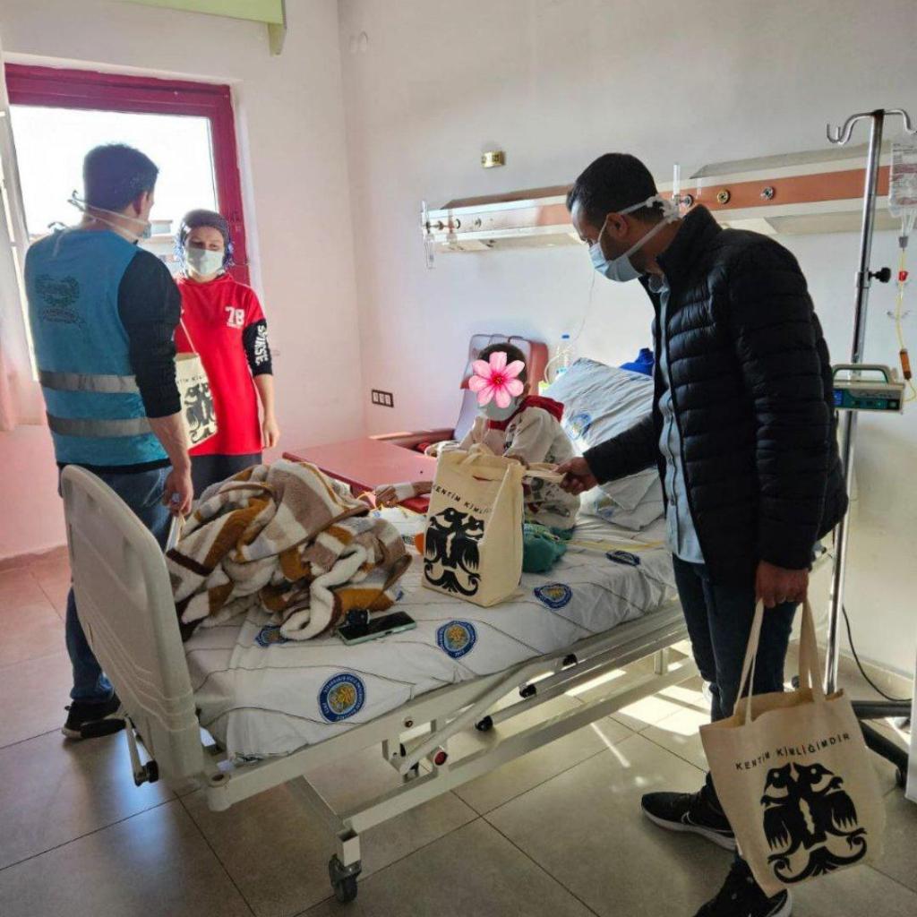 Lösemi Haftası Etkinlikleri Kapsamında Dicle Üniversitesi Onkoloji Hastanesine Ziyaret