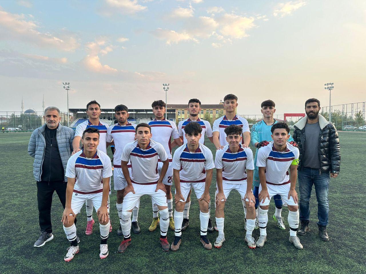 Yenişehir Belediyespor, U18 Ligi'nde Play-off'u garantiledi!