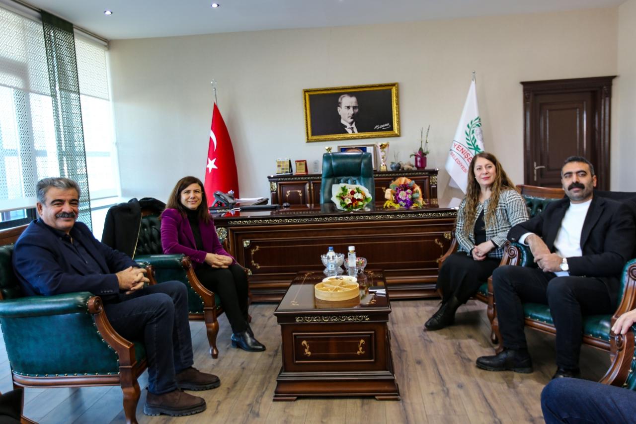 Diyarbakır Büyükşehir Belediyesi Eş Başkanları Serra Bucak ile Doğan Hatun'dan belediyemize ziyaret!