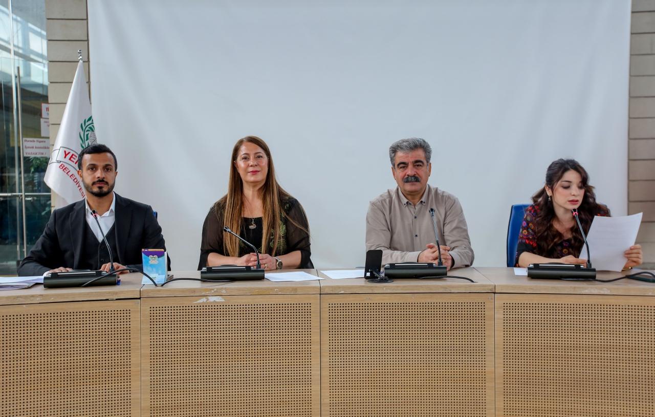 Yenişehir Belediyesi Mart Ayı Meclis Toplantısı Gerçekleşti: Kadın Üyeler Xeftan İle Katıldı