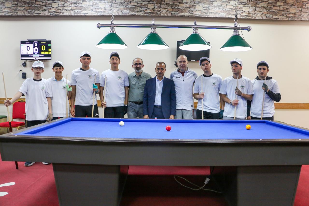 Yenişehir Belediyemizden Gençlere Yönelik Bilardo Kursu