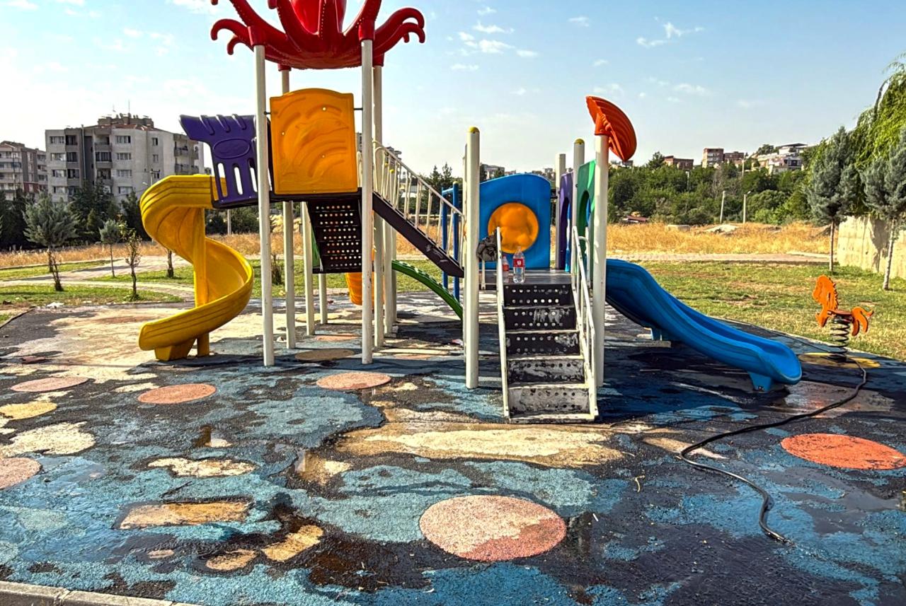 Parklarımızda Konfor ve Güvenlik İçin Yenileme Zamanı
