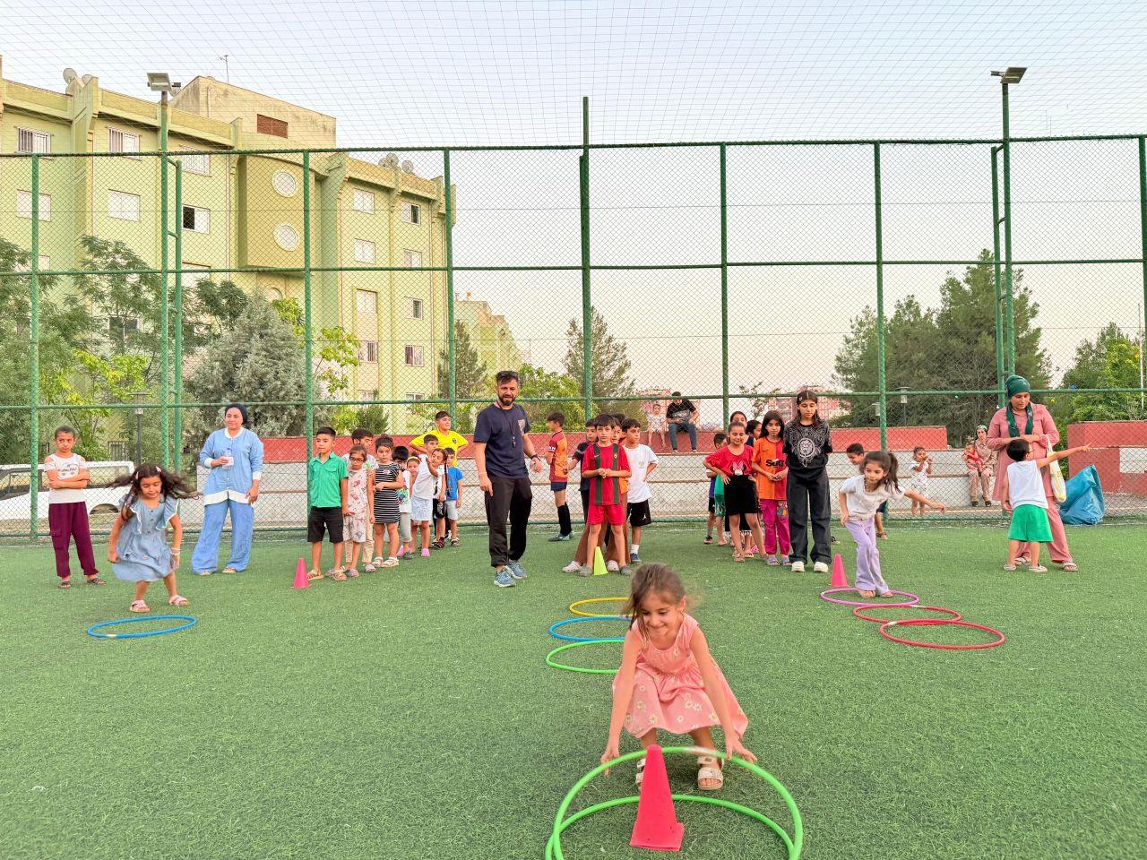 Li taxa Ûçkûyuyê, li Parka Mahmut Zengî, me bi zarokan re rojek tijî coş û kêf derbas kir!