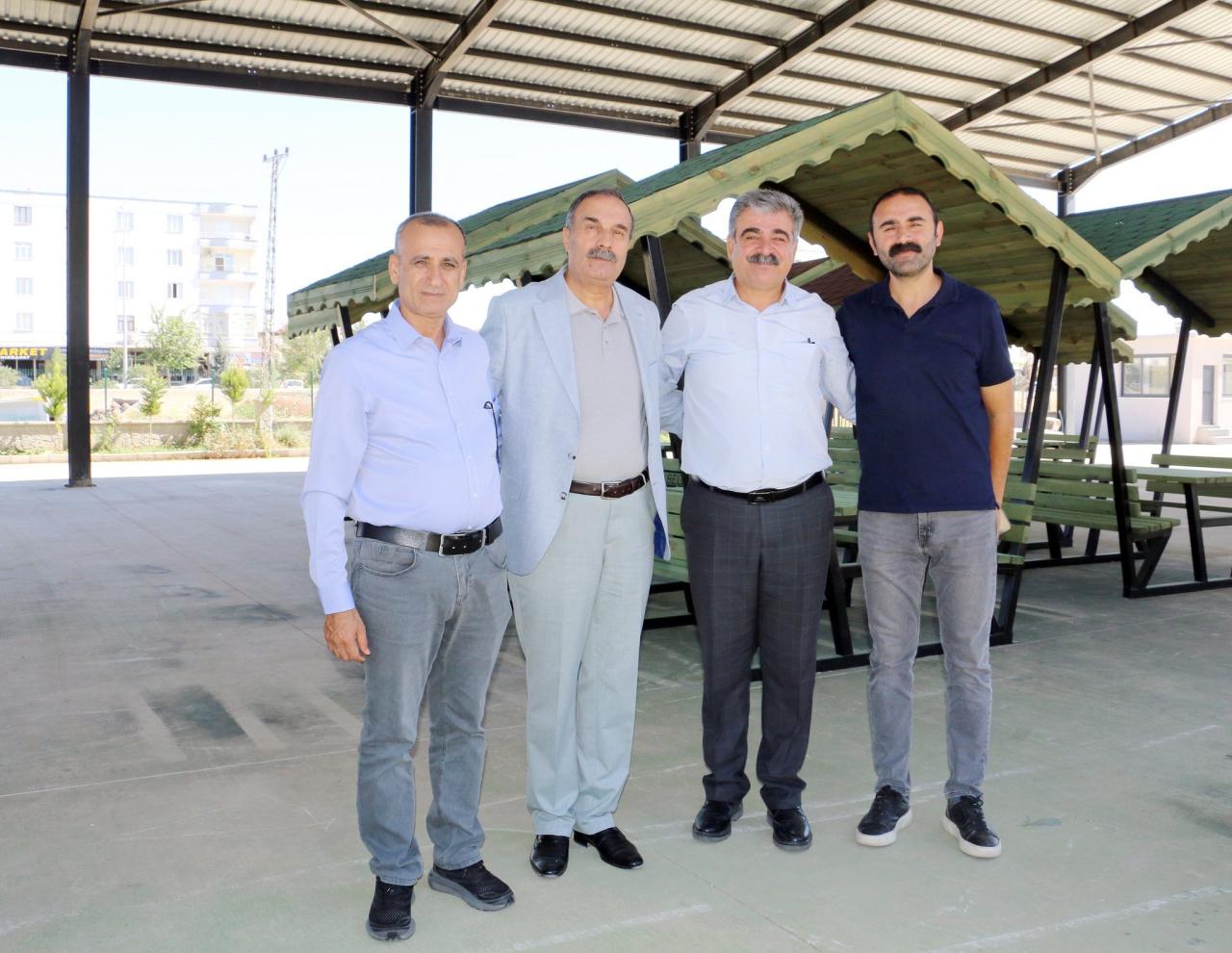 Varto Belediyesi Eşbaşkanı Aydemir'den,Konteyner ve Kent Mobilyaları Üretim Şantiyemize Ziyaret