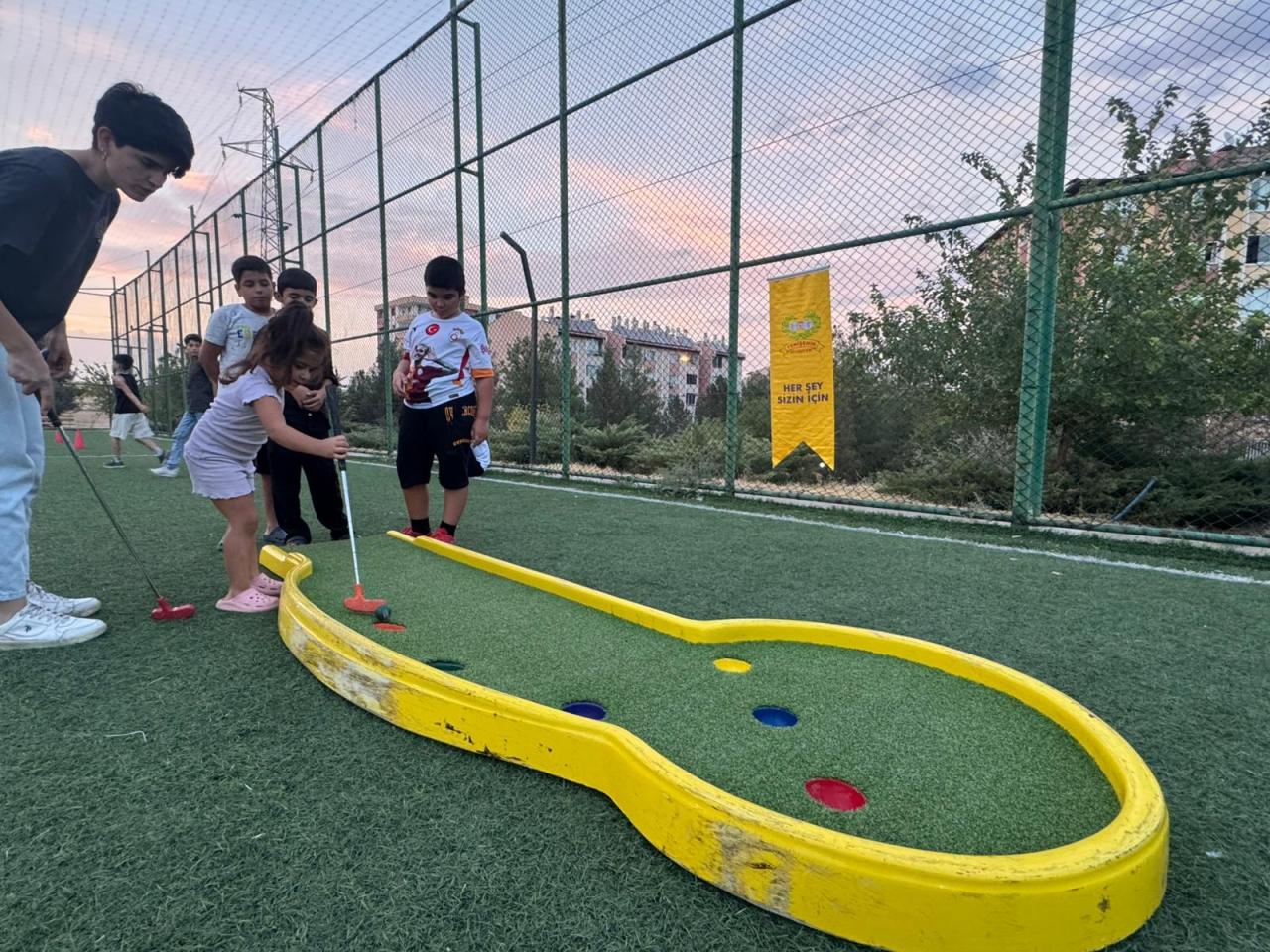 Aziziye Mahallesi'nde Çocuk Etkinliği!