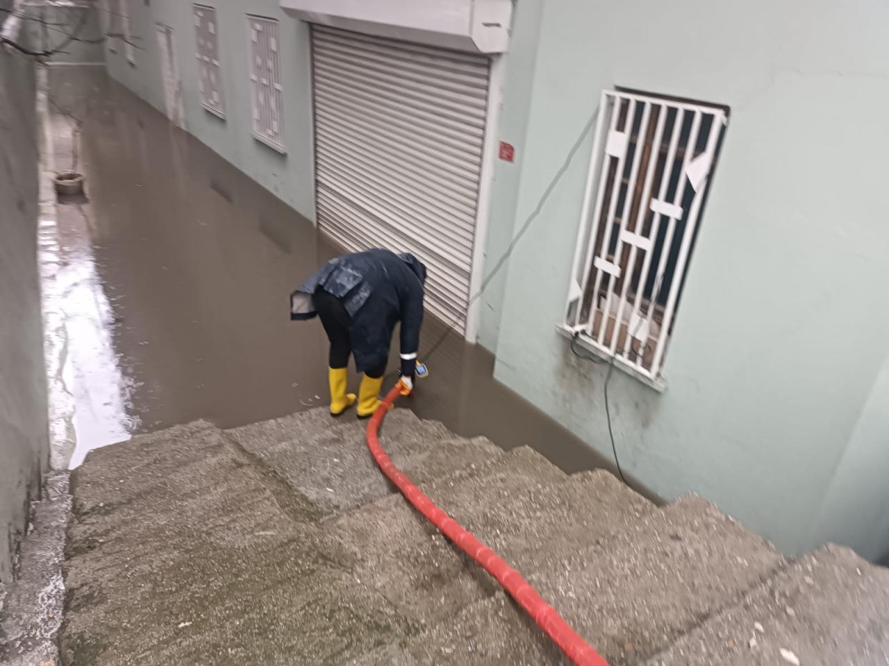 Şiddetli Yağışa Karşı Ekiplerimizden Anında Müdahale