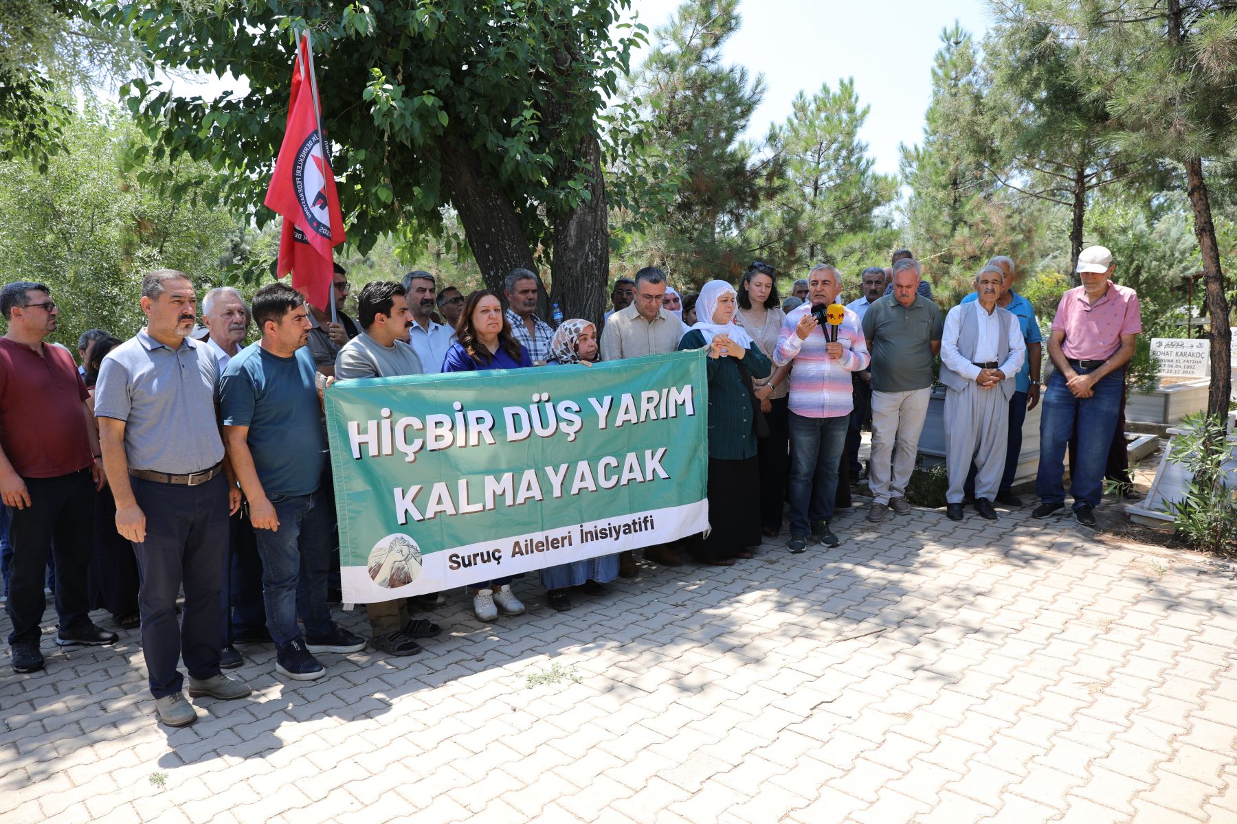 Suruç Katliamı'nda Yaşamını Yitirenler Anıldı