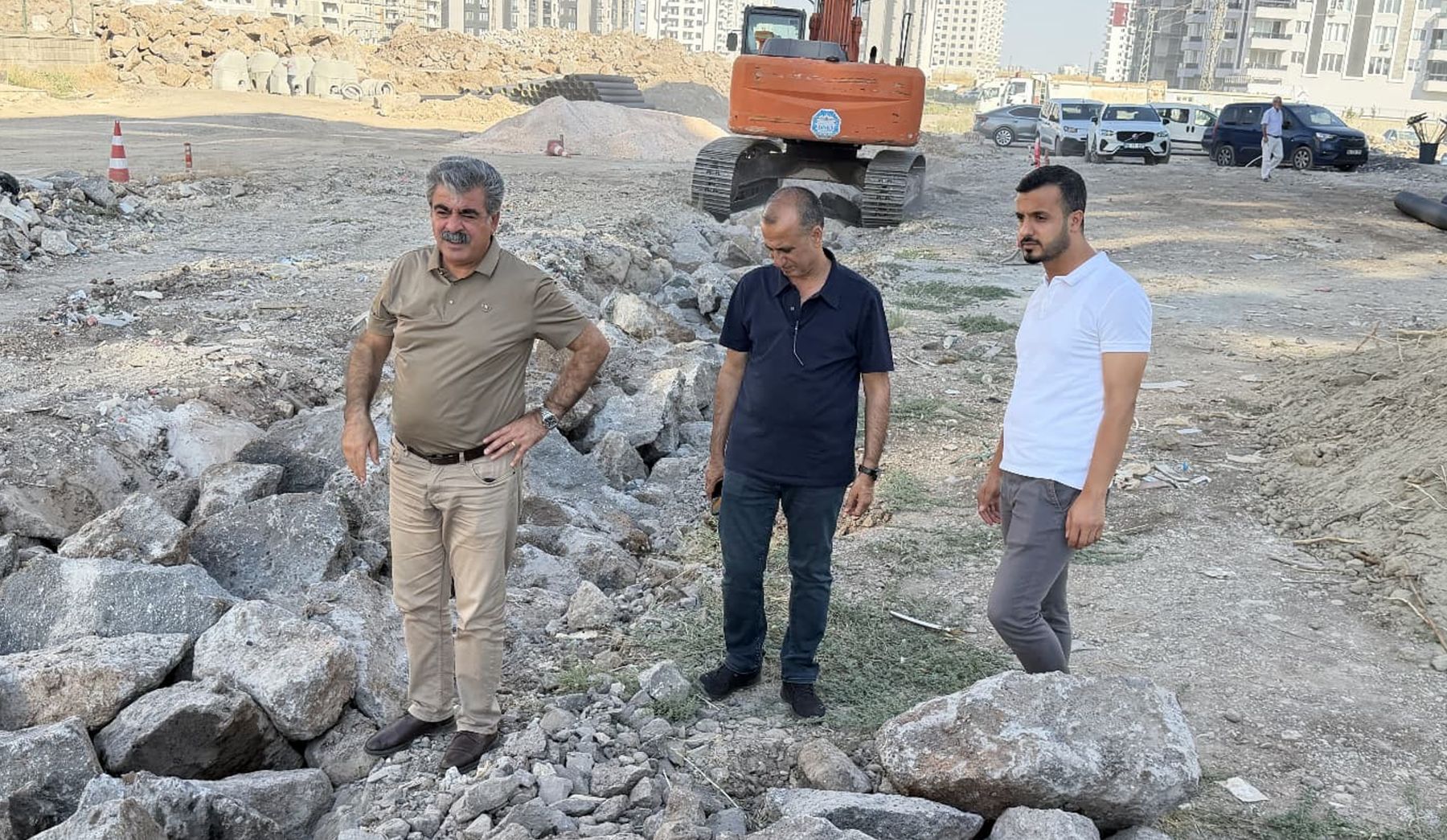 Eşbaşkan Ergün ve Meclis Üyeleri Dökmetaş ve Üçkuyular Mahallelerini Ziyaret Etti