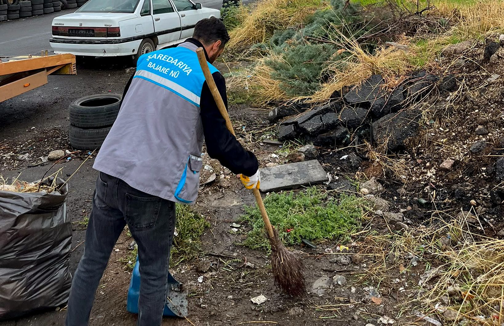 Sanayi ve Tatlıcılar Sitelerinde Kapsamlı Temizlik Çalışması